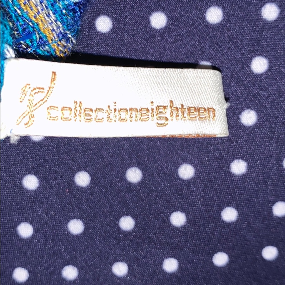 Scarf - Picture 2 of 2